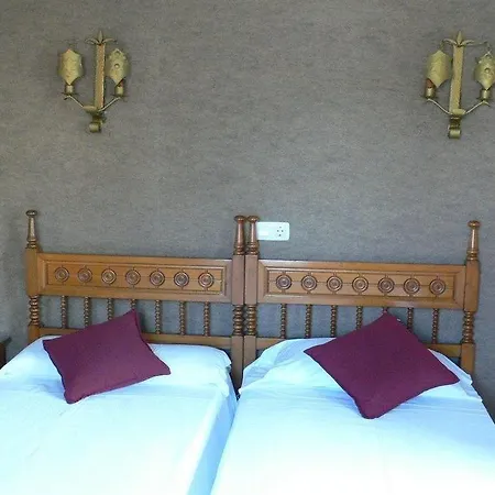 Guest house Cas Bombu 2*