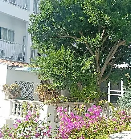 Cas Bombu Casa de hóspedes 3*