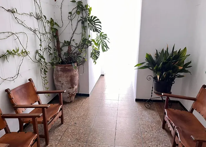 Cas Bombu Кала Ратьяда