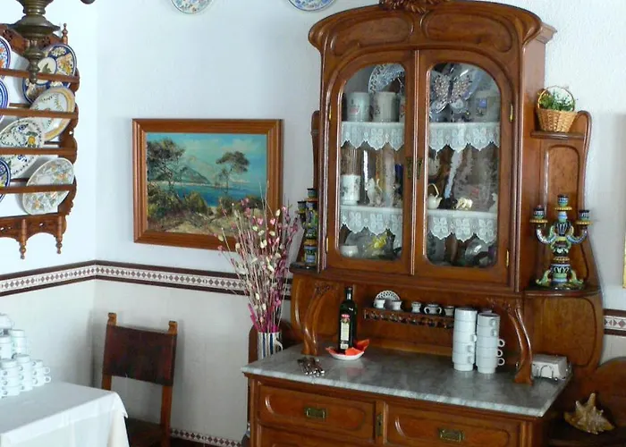 Гостевой дом Cas Bombu Кала Ратьяда